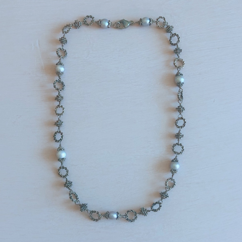 cute dainty necklace!
